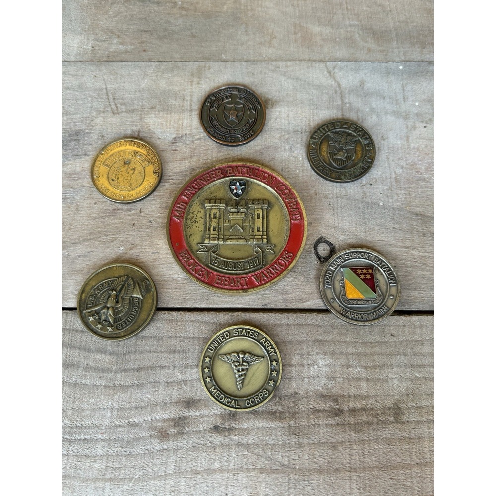 Vintage United States Army Challenge Coins WWI WWII Warrior‎